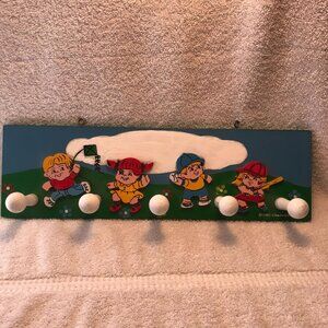 1982 Chadwick Vintage Kids Wall Hook Hanger Colorful Hand-Painted Wood 5 Pegs Fo